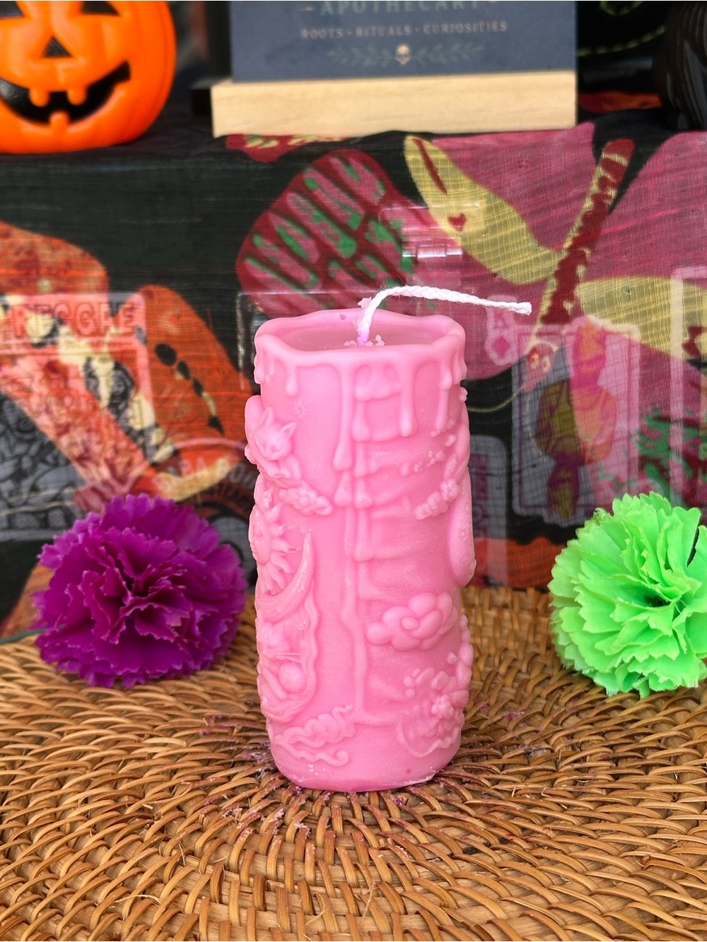 Pink Celestial Cats Sun & Moon Candle - Picture 5 of 7